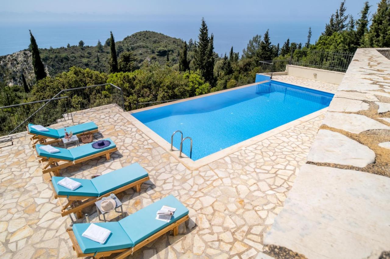 Sapphire Blue Villa Kalamítsi Exterior foto