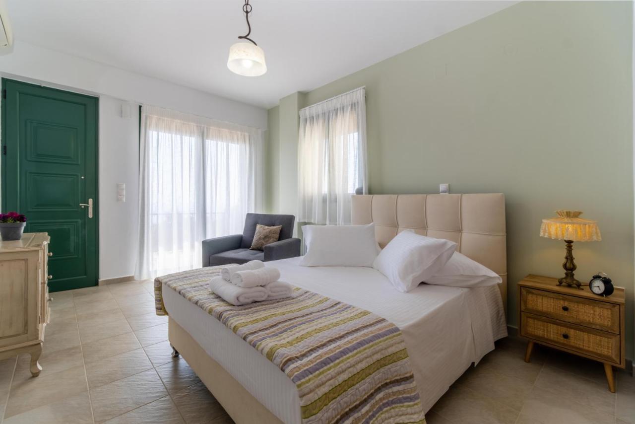 Sapphire Blue Villa Kalamítsi Exterior foto